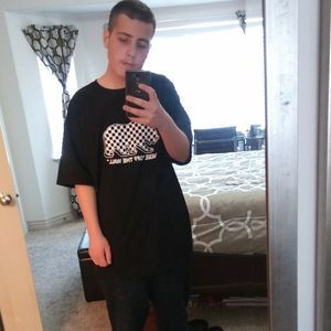 Meet your Posher, Nicholas